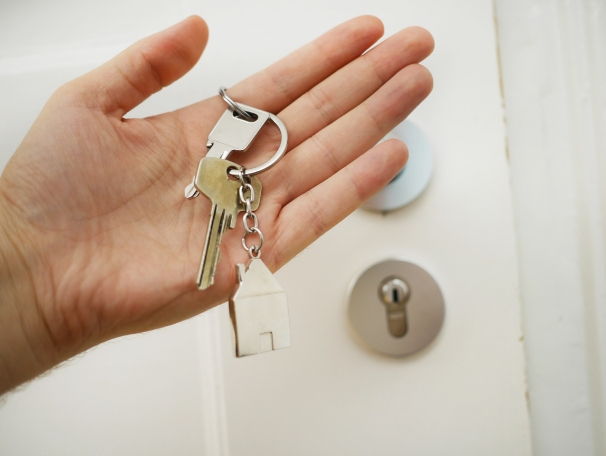 https://RonaldW.StopRentingStartOwning.org